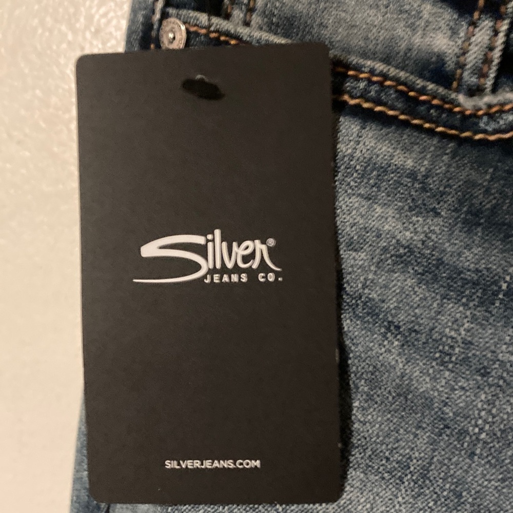 Silver Jeans Suki Curvy Fit Mid Rise Slim Boot - Blue - Picture 6 of 6